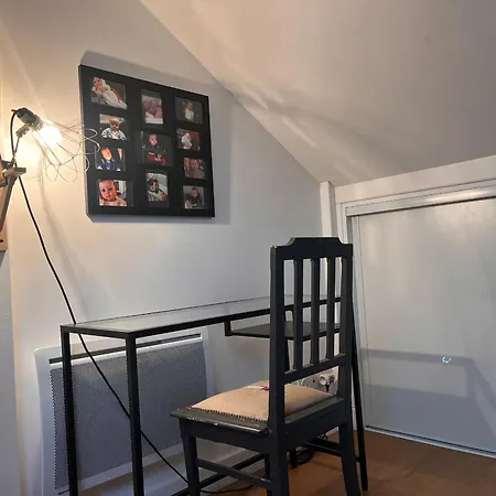 Lumineux Pres De La Avec Wifi, En Plein Centre-ville De - Fr-1-239-875 *