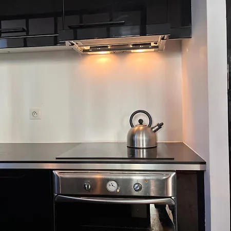 Lumineux Pres De La Avec Wifi, En Plein Centre-ville De - Fr-1-239-875 Apartment *
