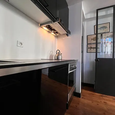 Apartment Lumineux Pres De La Avec Wifi, En Plein Centre-ville De - Fr-1-239-875