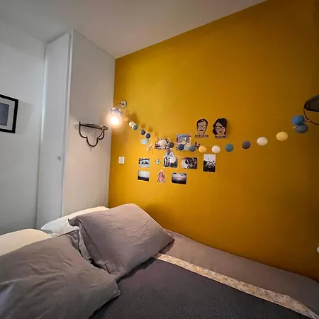 Apartment Lumineux Pres De La Avec Wifi, En Plein Centre-ville De - Fr-1-239-875